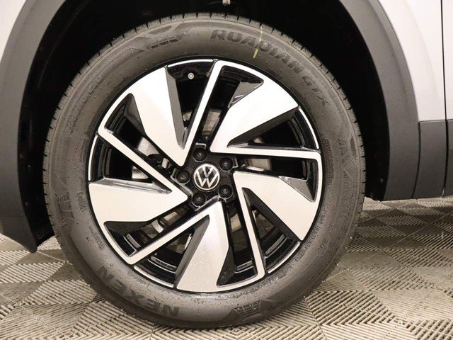 2026 Volkswagen Atlas SE w/Tech - Photo 6