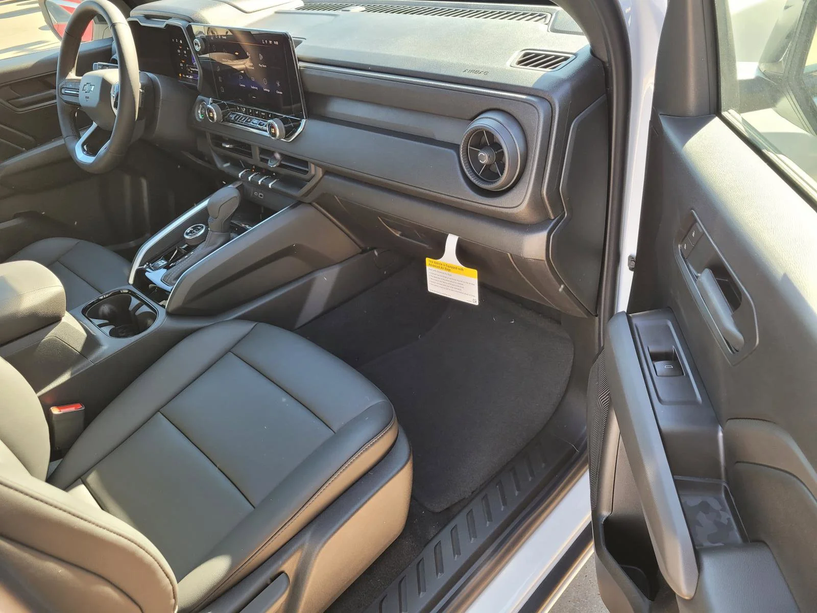 2026 Chevrolet Colorado Trail Boss - Photo 6