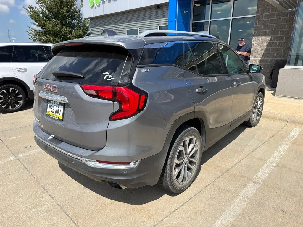 Used 2018 Gray GMC SLT image 5
