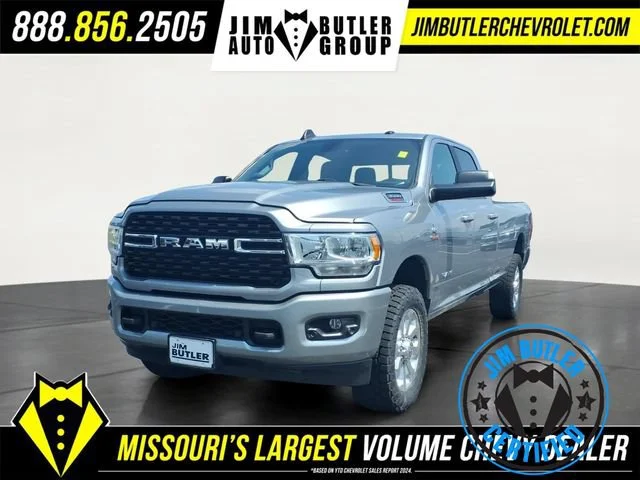 2022 Ram 3500 Big Horn Crew Cab 4x4 8' Box