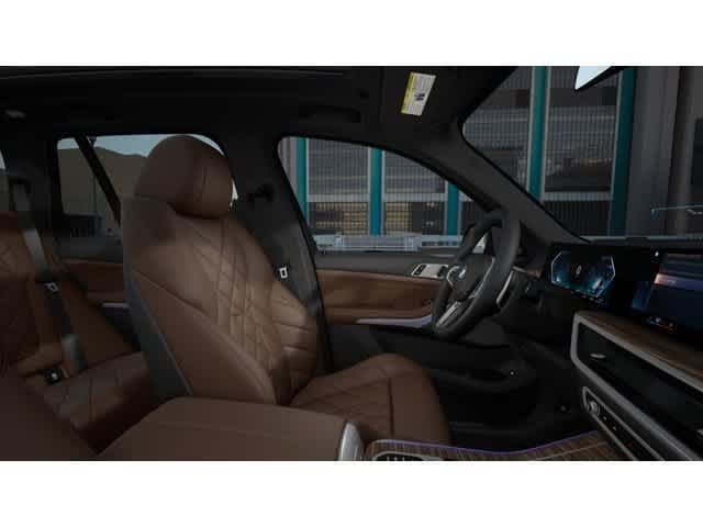 New 2026 Skyscraper Grey Metallic BMW xDrive50e image 9