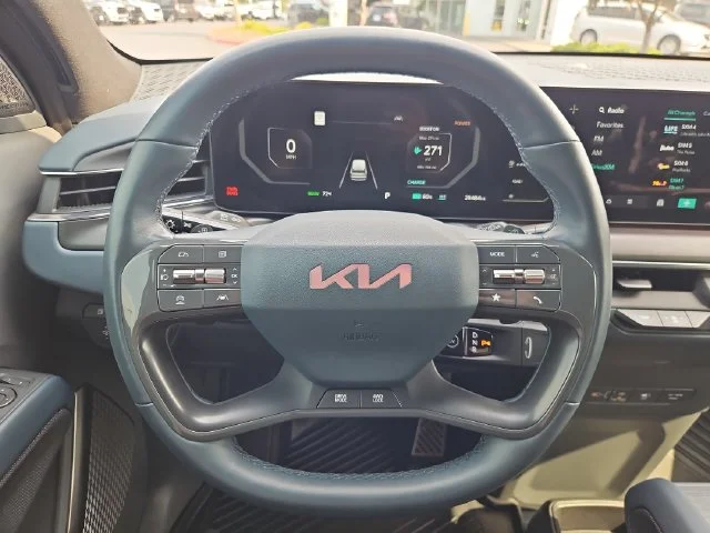 2024 Kia EV9 GT-Line - Photo 14