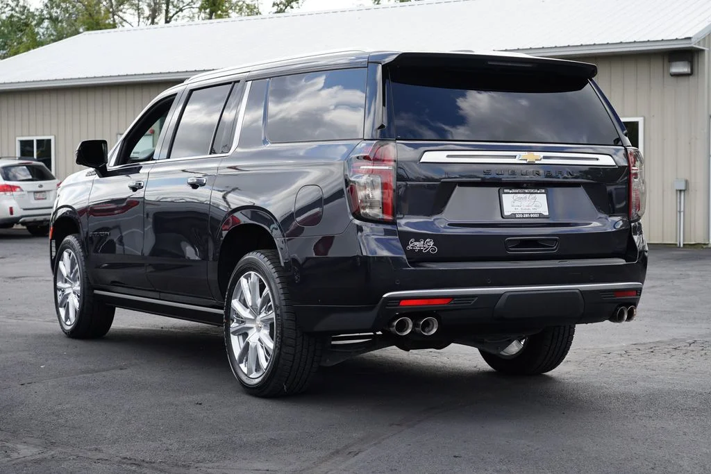 2023 Chevrolet Suburban High Country - Photo 5