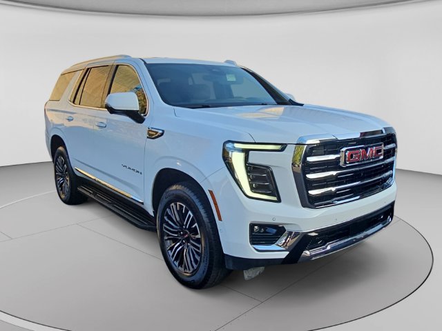 Used 2025 Summit White GMC Elevation image 7