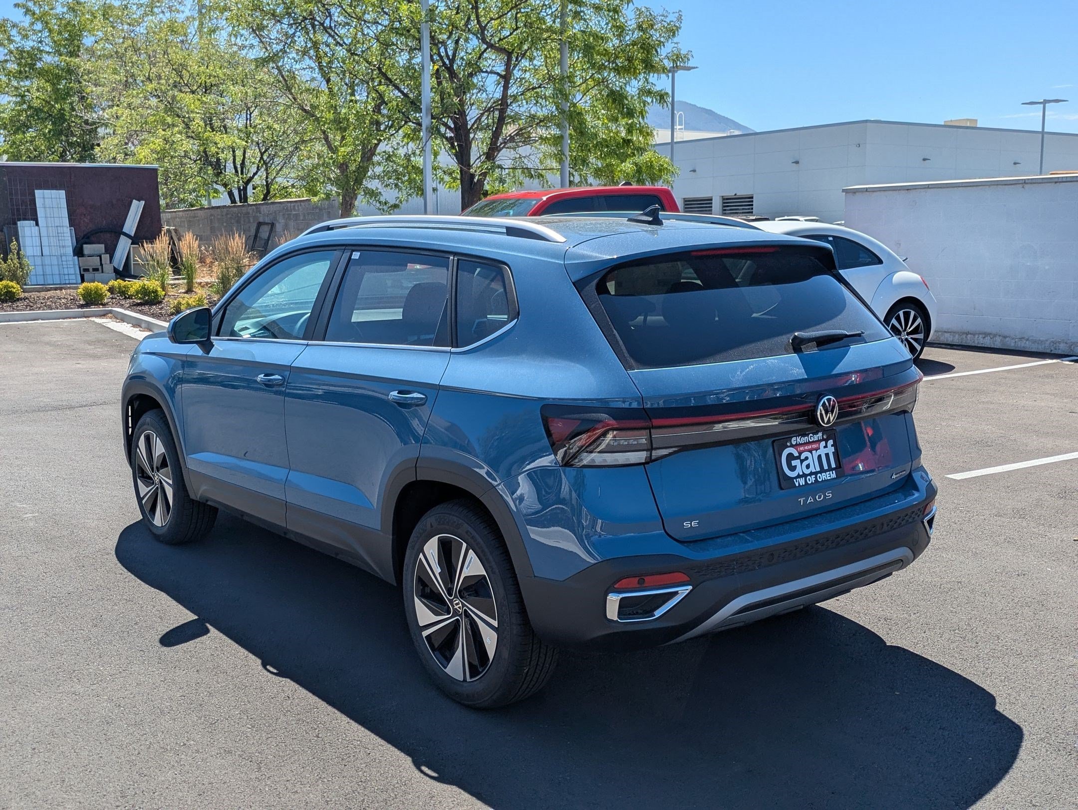 New 2026 Monterey Blue Pearl Volkswagen SE image 5
