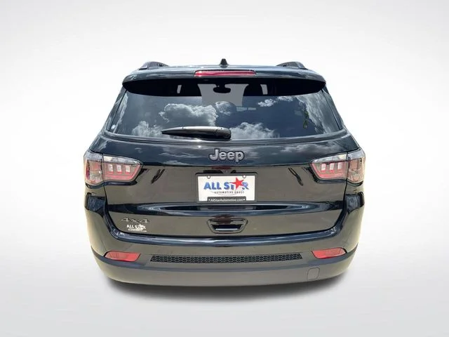 New 2026 Black Jeep Latitude image 7