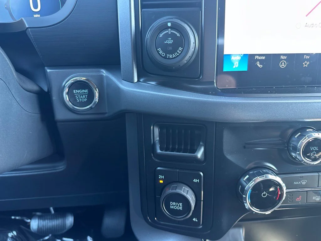 New 2026 Avalanche Ford XLT image 16
