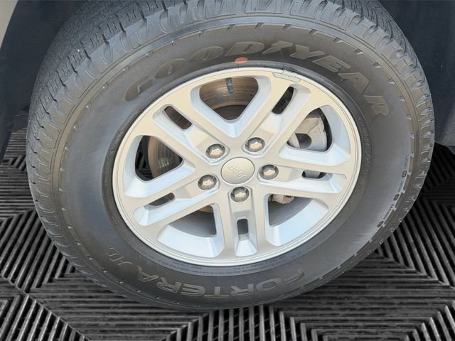 Certified Used 2023 Black Jeep Laredo image 10