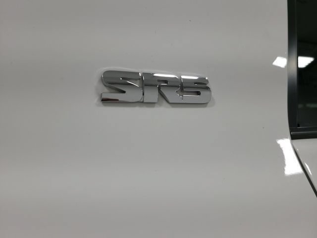 Certified Used 2020 Super White Toyota SR5 image 14