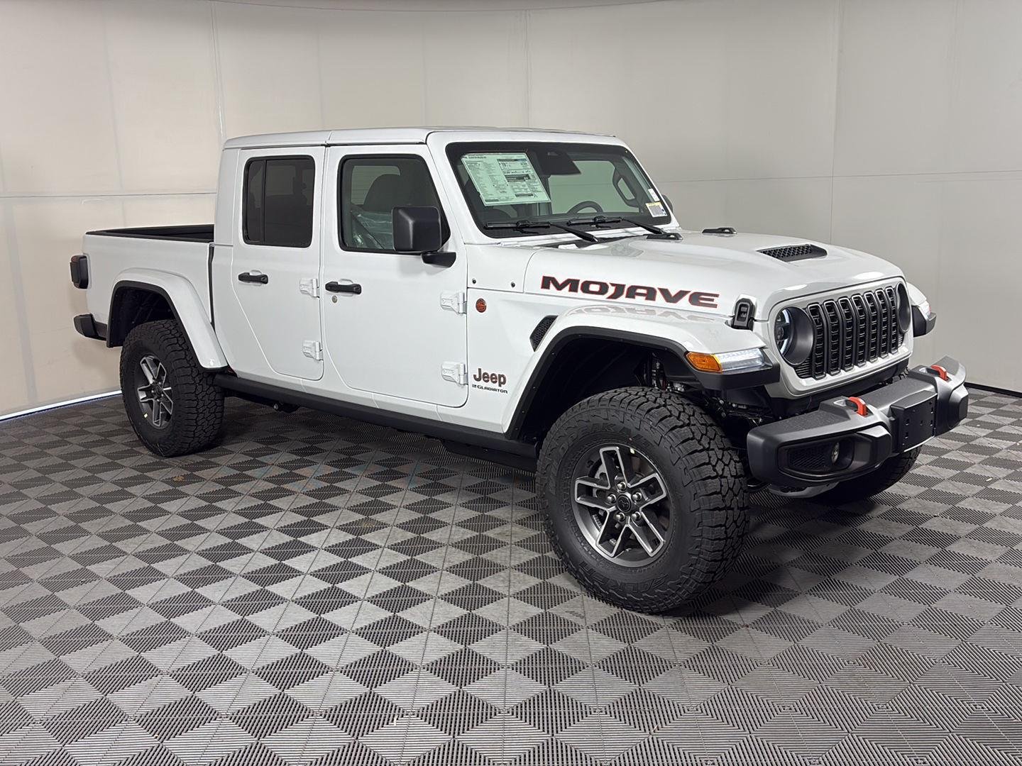 New 2026 Bright White Clear-Coat Exterior Paint Jeep Mojave image 2
