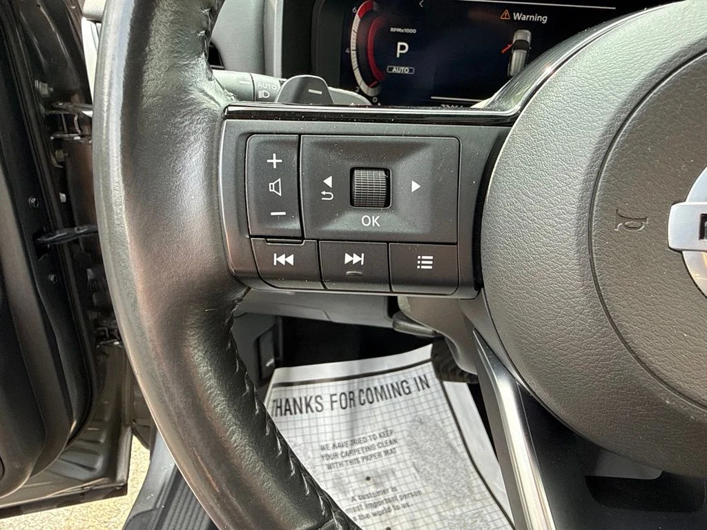 Used 2021 Gray Nissan Platinum image 29