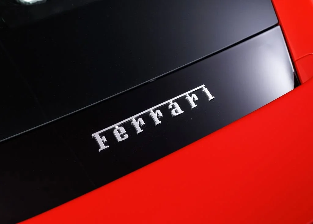 Certified Used 2018 Rosso Corsa Ferrari Base image 23