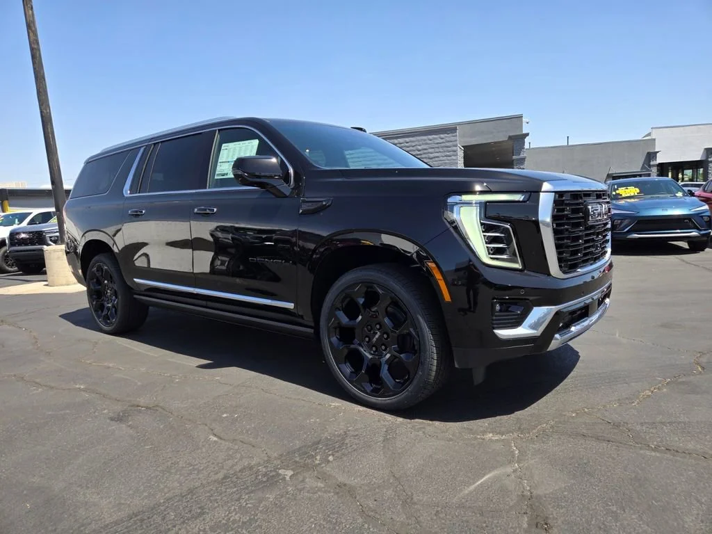 2026 GMC Yukon Denali AWD's photo