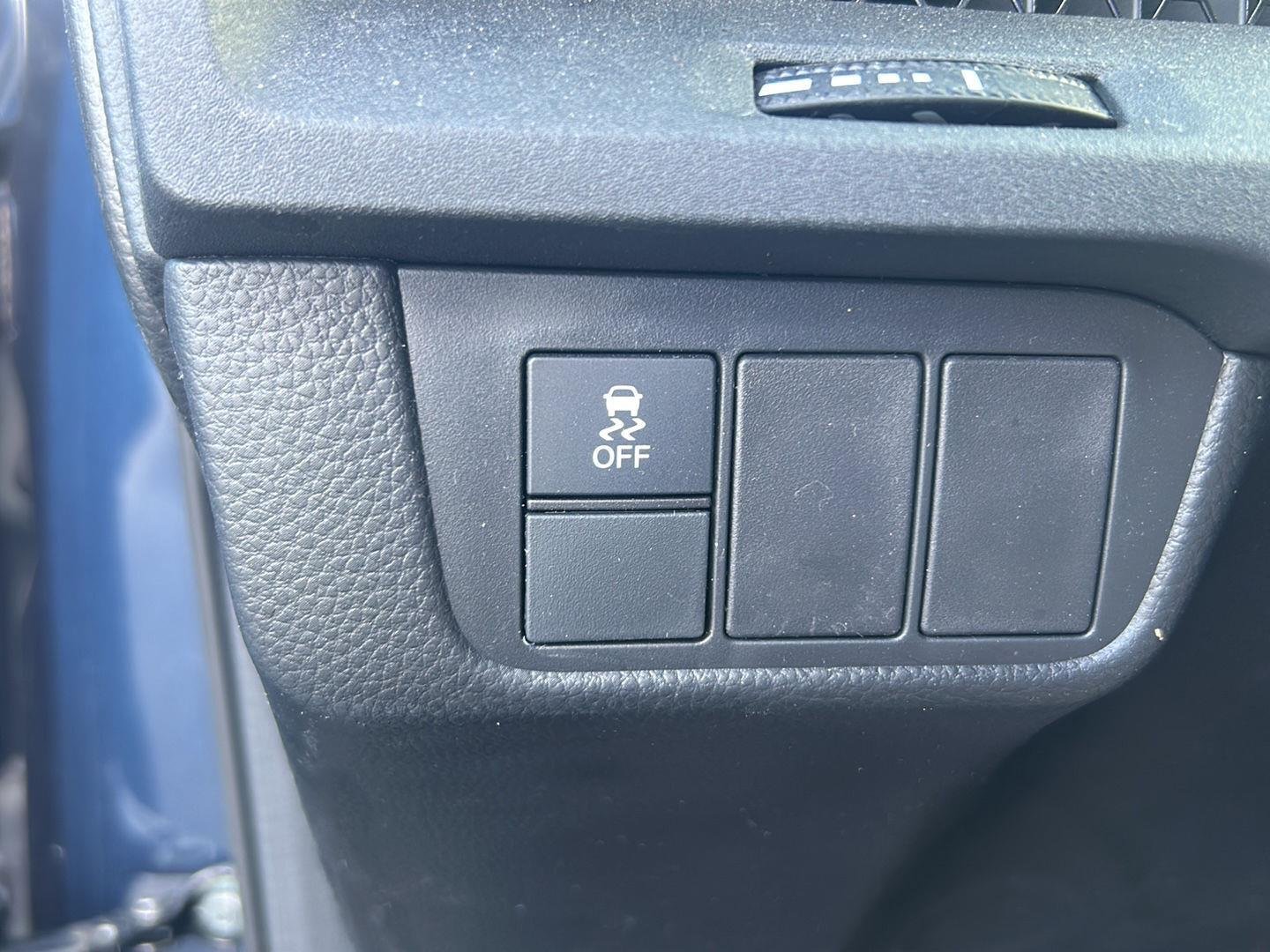 Used 2025 Canyon River Blue Metallic Honda EX image 21