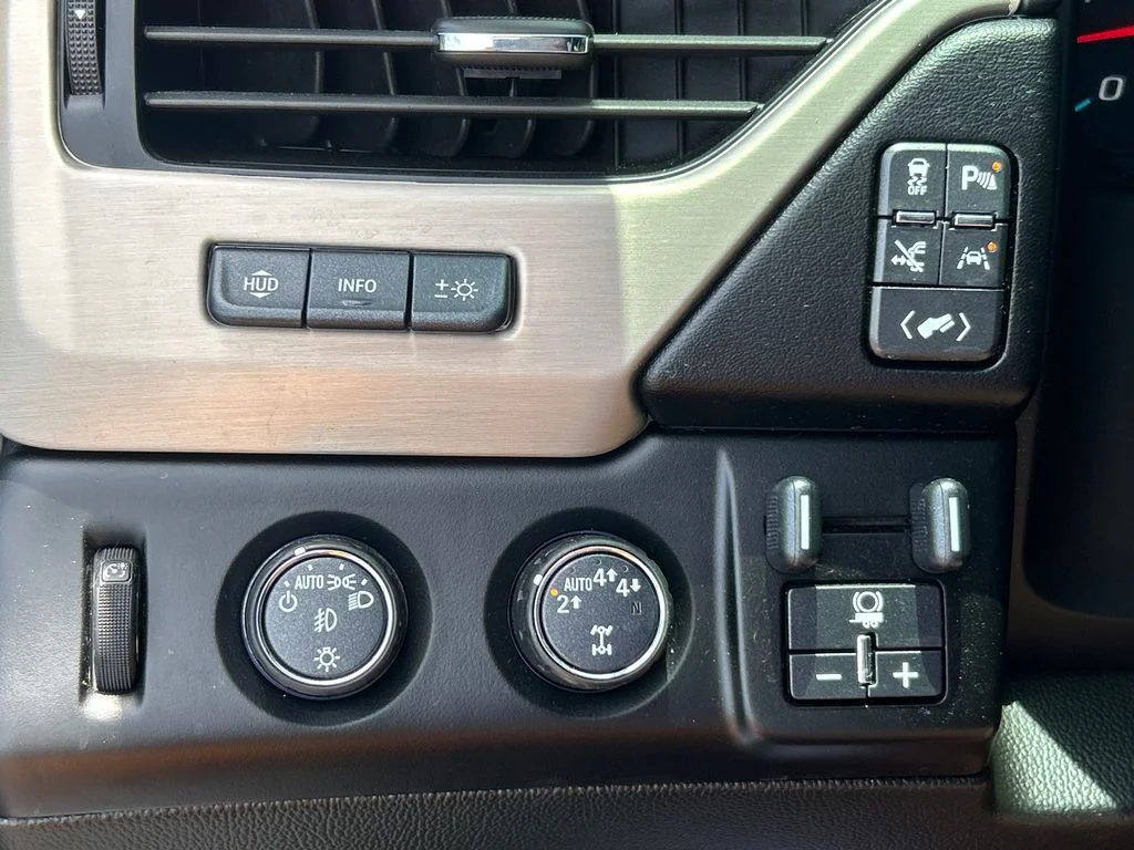 Used 2019 Gray GMC Denali image 35