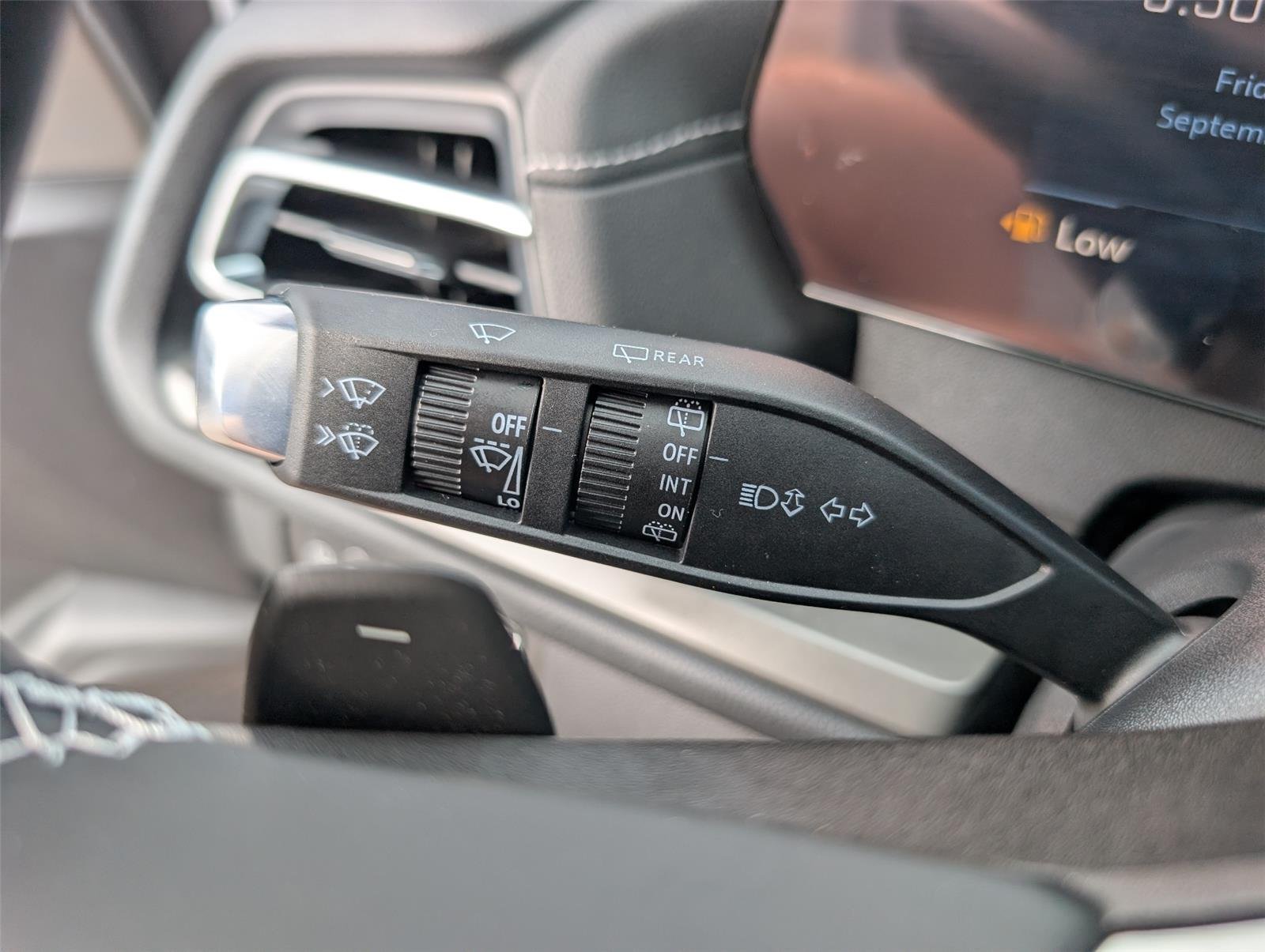 New 2027 Summit White Chevrolet LT image 26