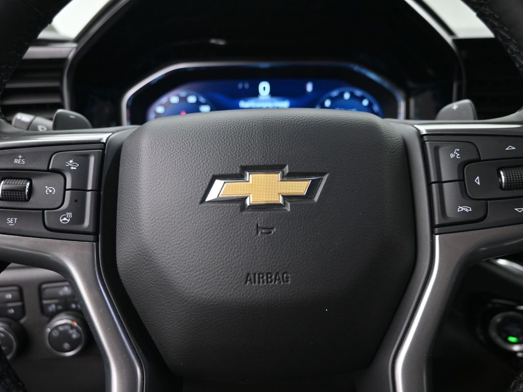 Used 2024 Gray Chevrolet LT image 17