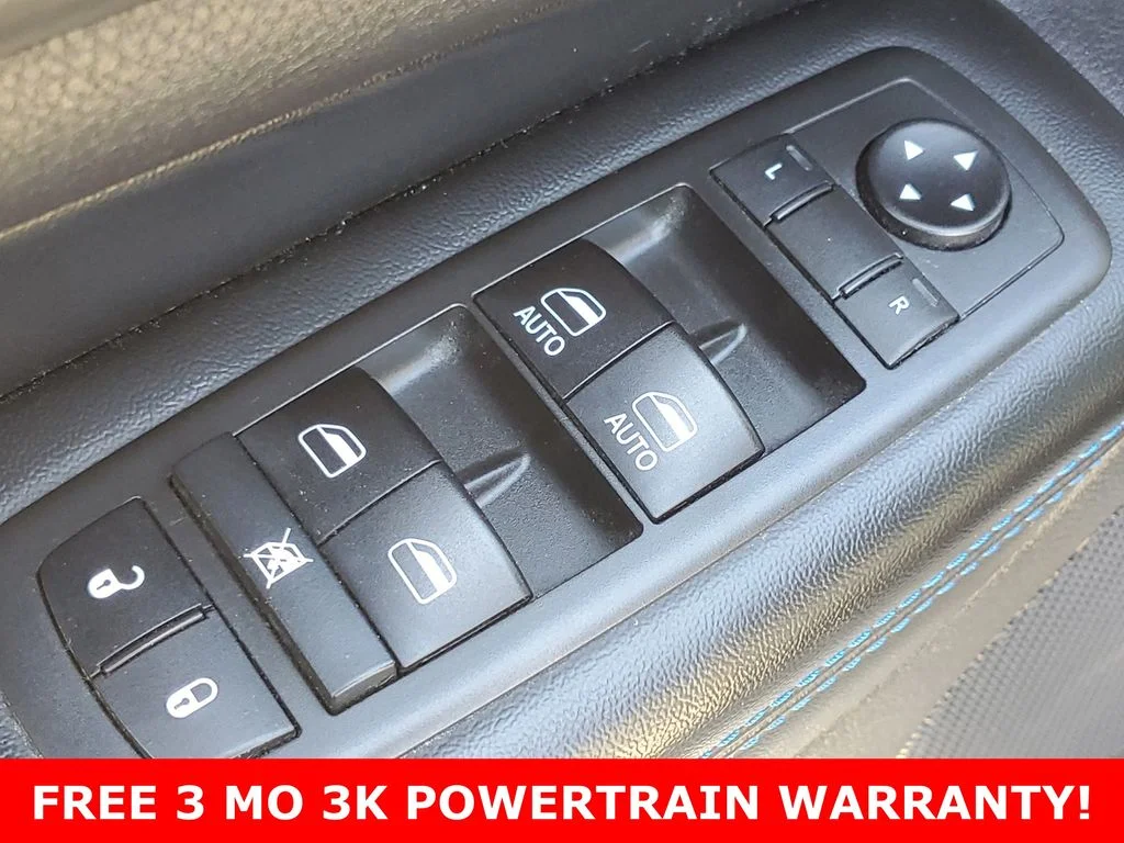 Used 2019 Gray Jeep Laredo image 28