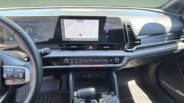 Used 2024 Blue Kia X-Line image 25