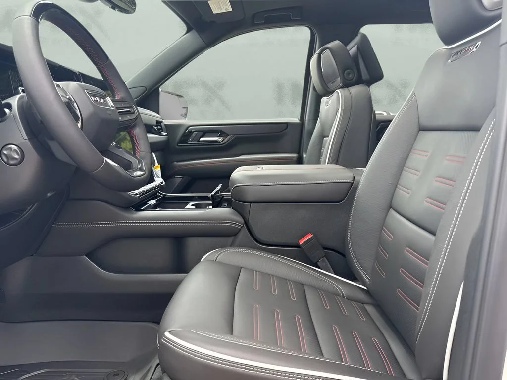 2026 GMC Yukon XL AT4 Ultimate - Photo 9
