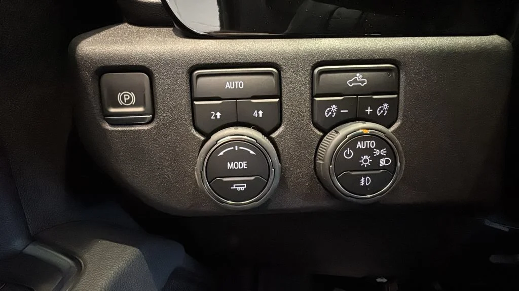 New 2026 Sterling Gray Metallic Chevrolet RST image 31