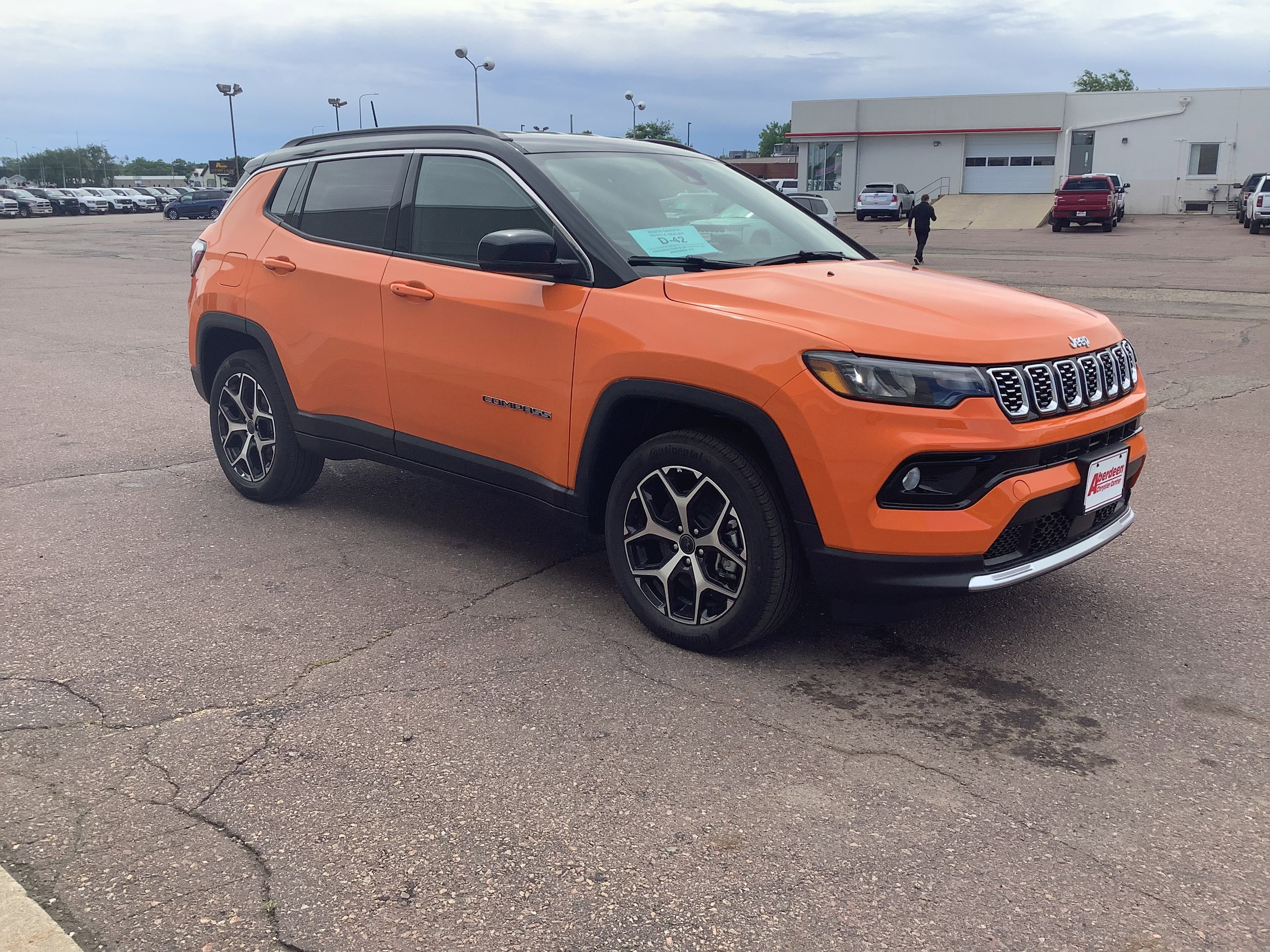 New 2026 Joose Exterior Paint Jeep Limited image 3
