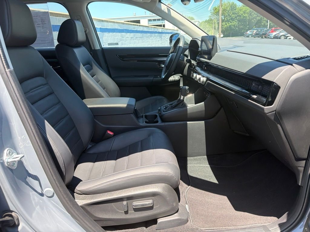 Certified Used 2024 Urban Gray Pearl Honda EX-L image 25