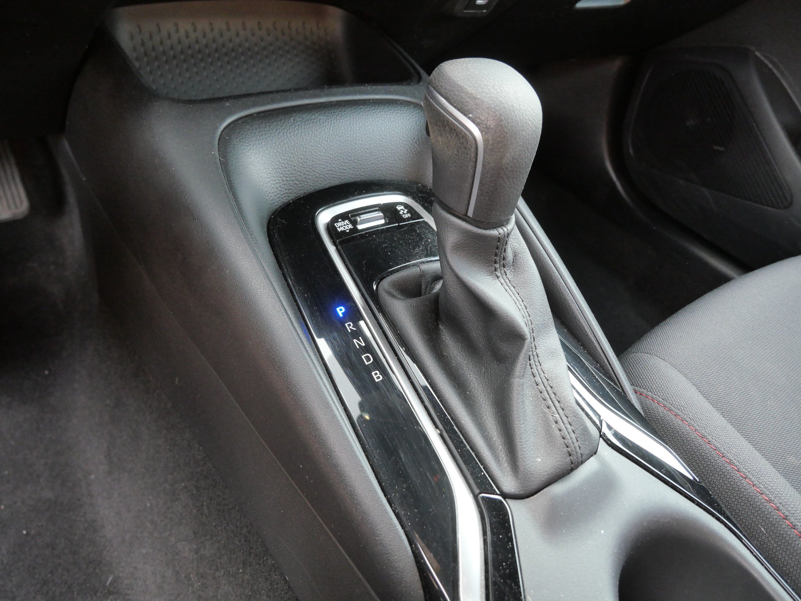 Certified Used 2023 Ice Cap Toyota SE image 25