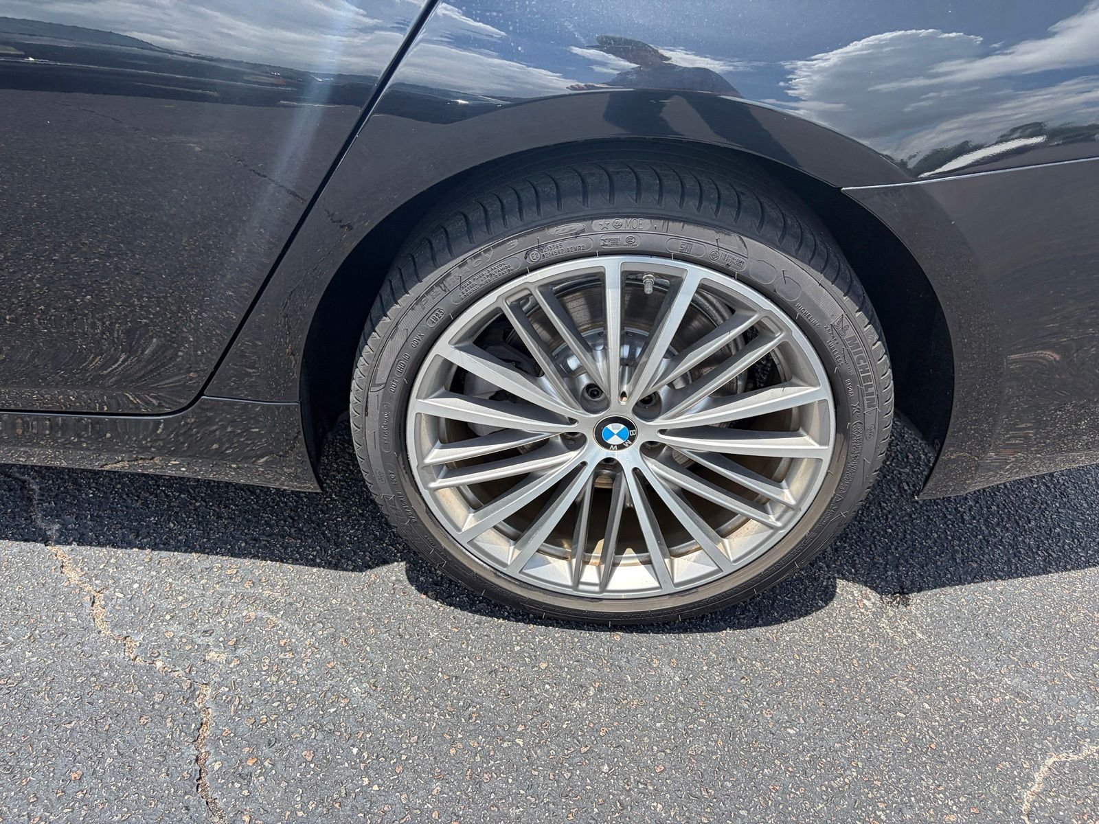Used 2018 Black BMW 530i image 11