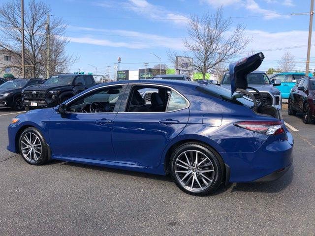 Certified Used 2023 RESERVOIR BLUE Toyota  image 9