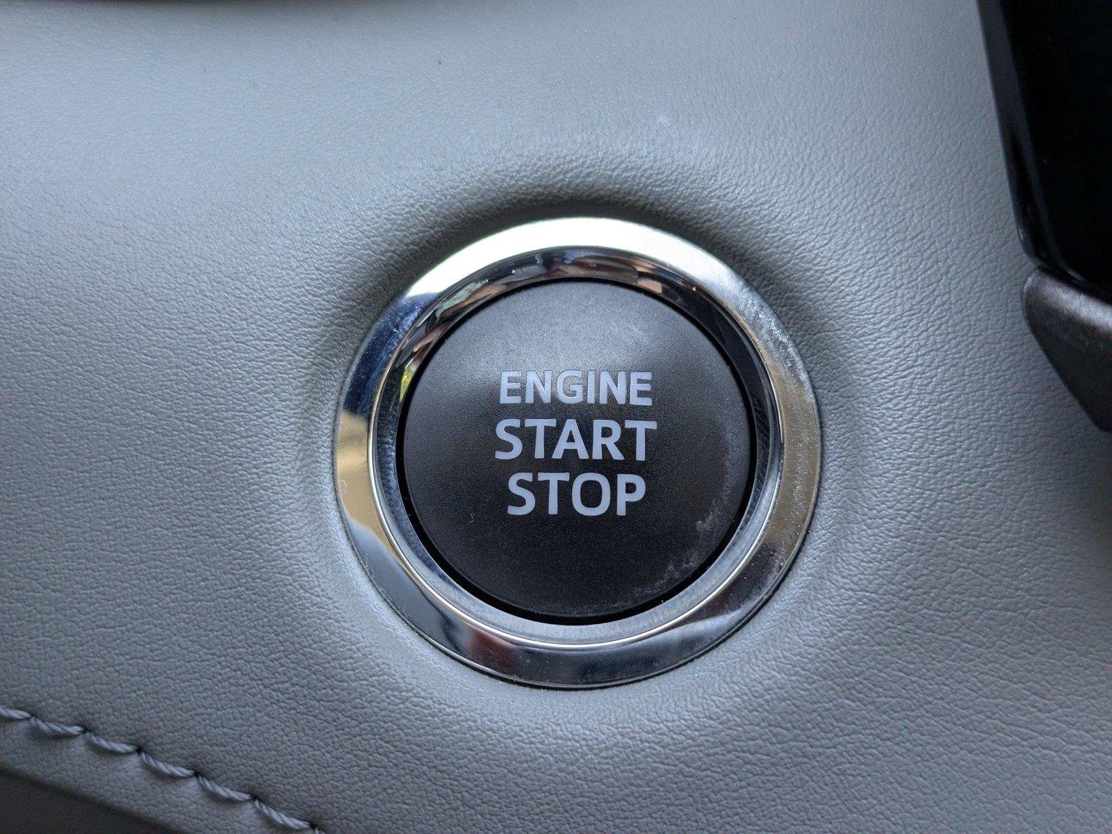 Used 2023 Wind Chill Pearl TOYOTA  image 28