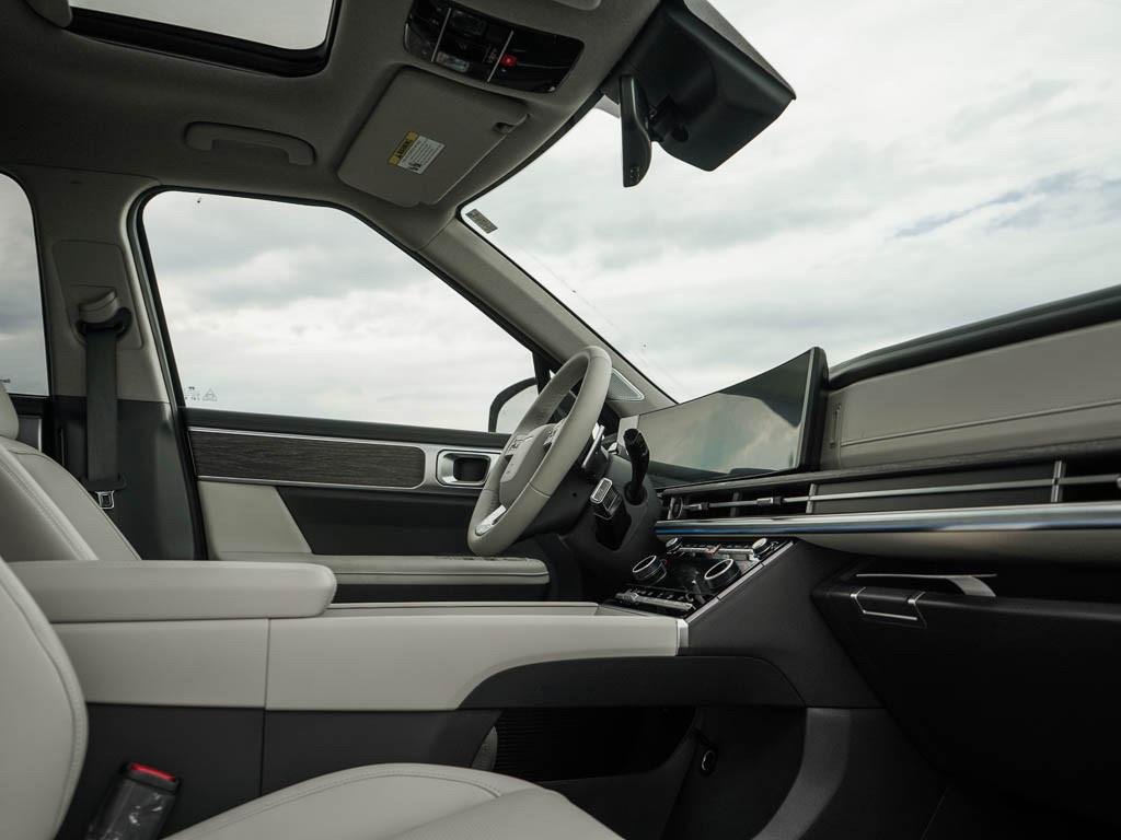 New 2026 Rockwood Green Hyundai Limited 6P AWD image 38