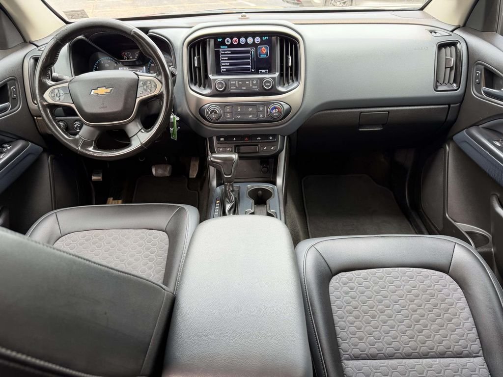 Used 2016 Black Chevrolet Z71 image 2