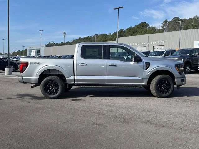 New 2026 Iconic Silver Metallic Ford XLT image 2