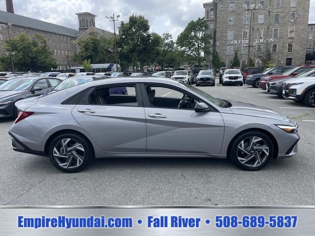 Certified Used 2025 Fluid Metal Hyundai SEL Sport image 3