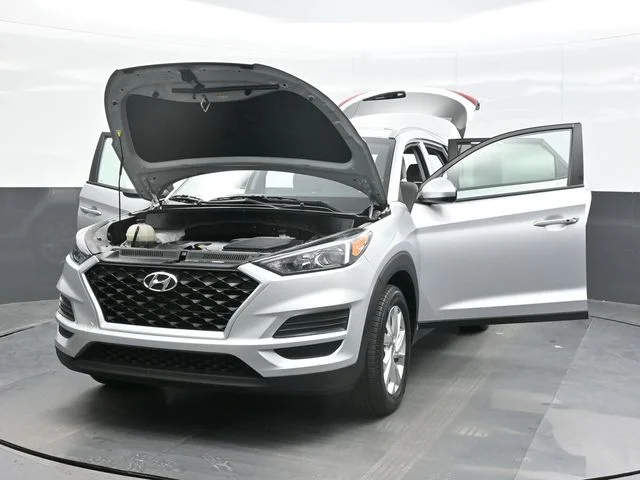Used 2019 Silver Hyundai Value image 30