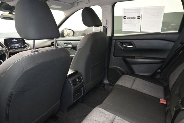 2025 Nissan Rogue SV - Photo 10