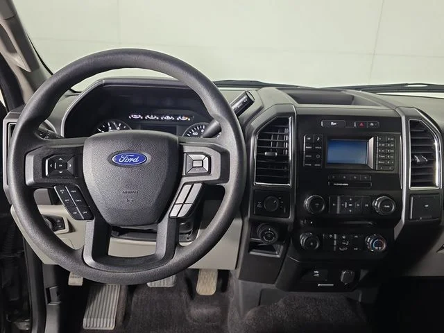 Used 2017 Magnetic Ford XLT image 12