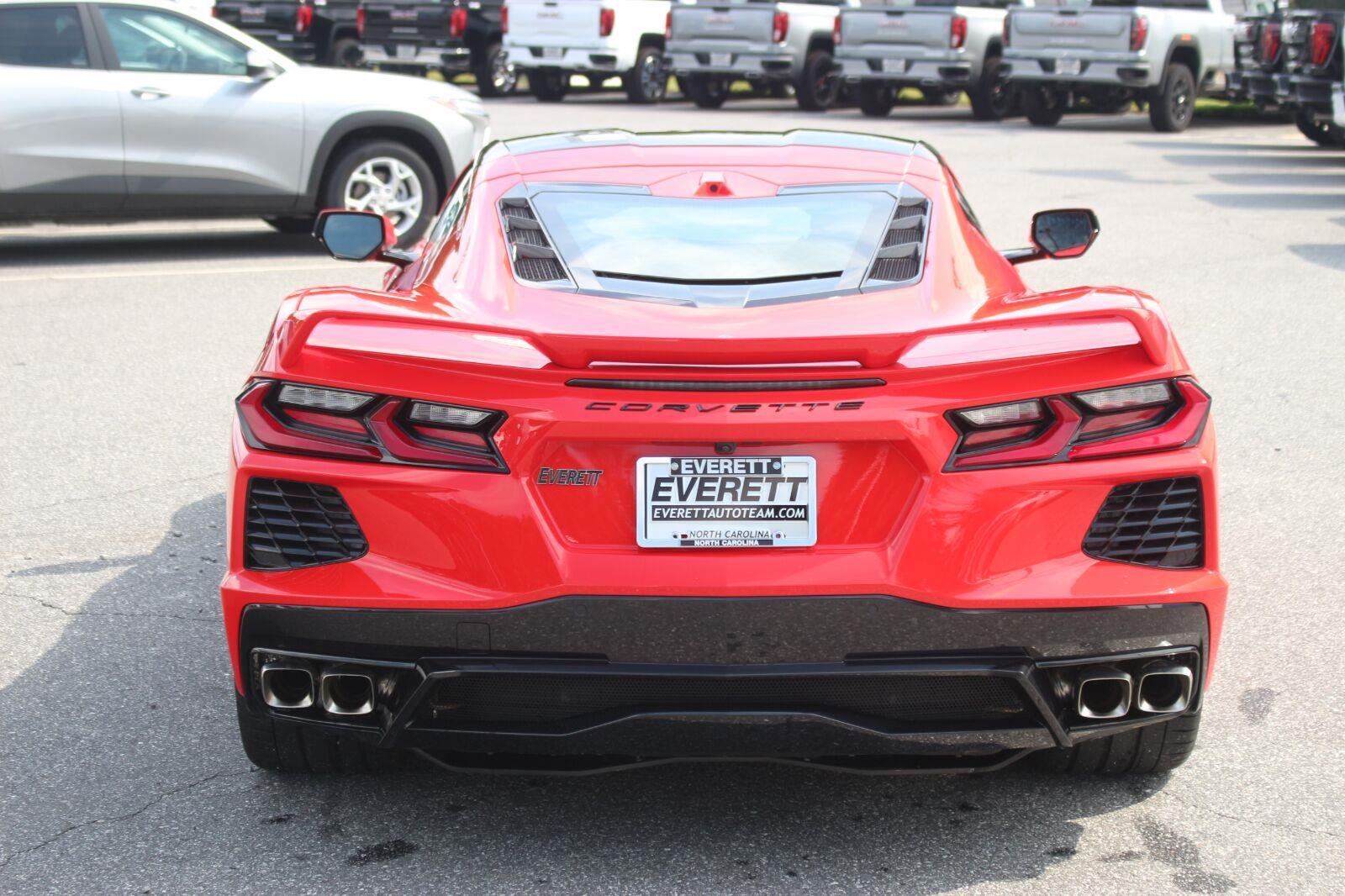 Used 2022 TORCH RED Chevrolet 3LT image 6