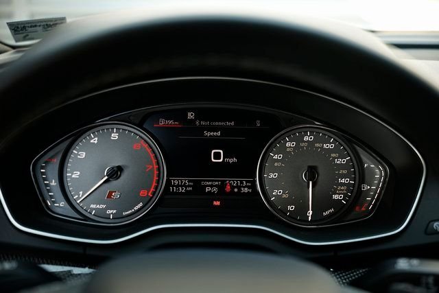 Certified Used 2024 Mythos Black Metallic Audi Premium image 30