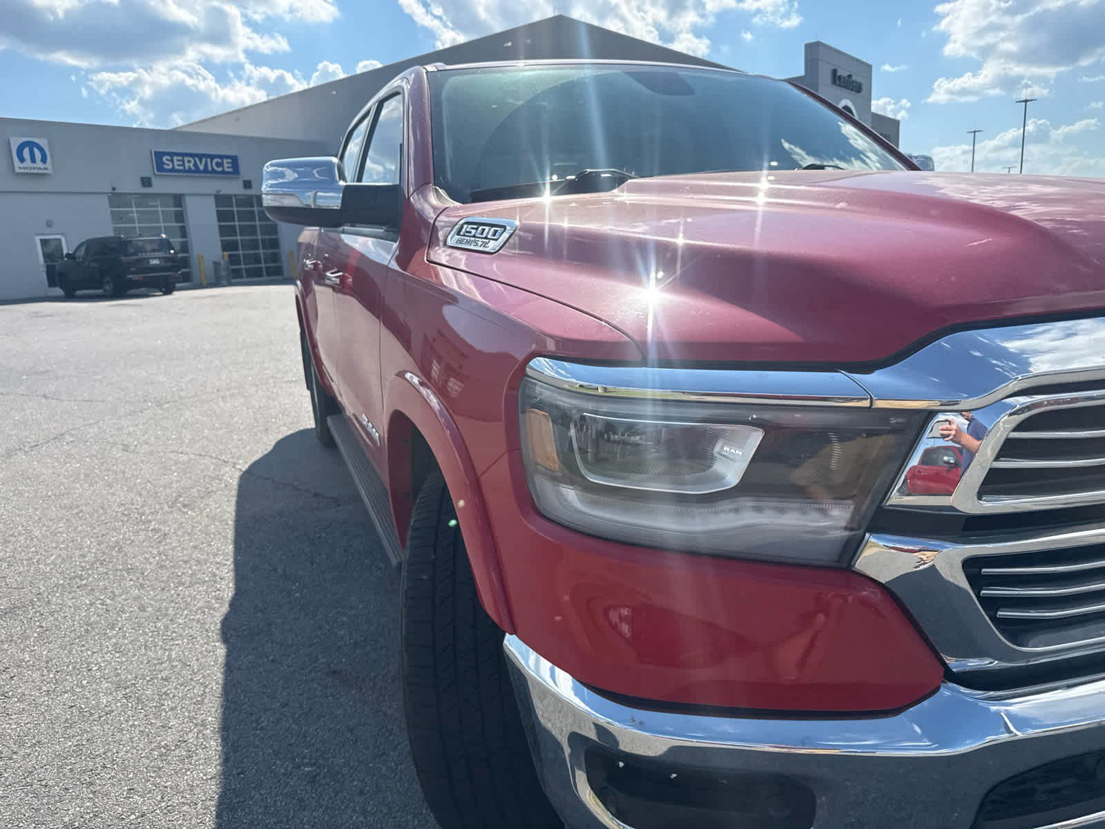 Used 2019 RAM Ram 1500 Pickup Laramie with VIN 1C6RREJT5KN683751 for sale in Little Rock