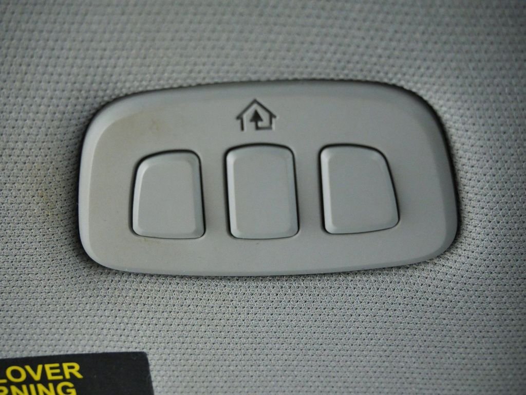 Used 2020 Silver Lincoln Standard image 48