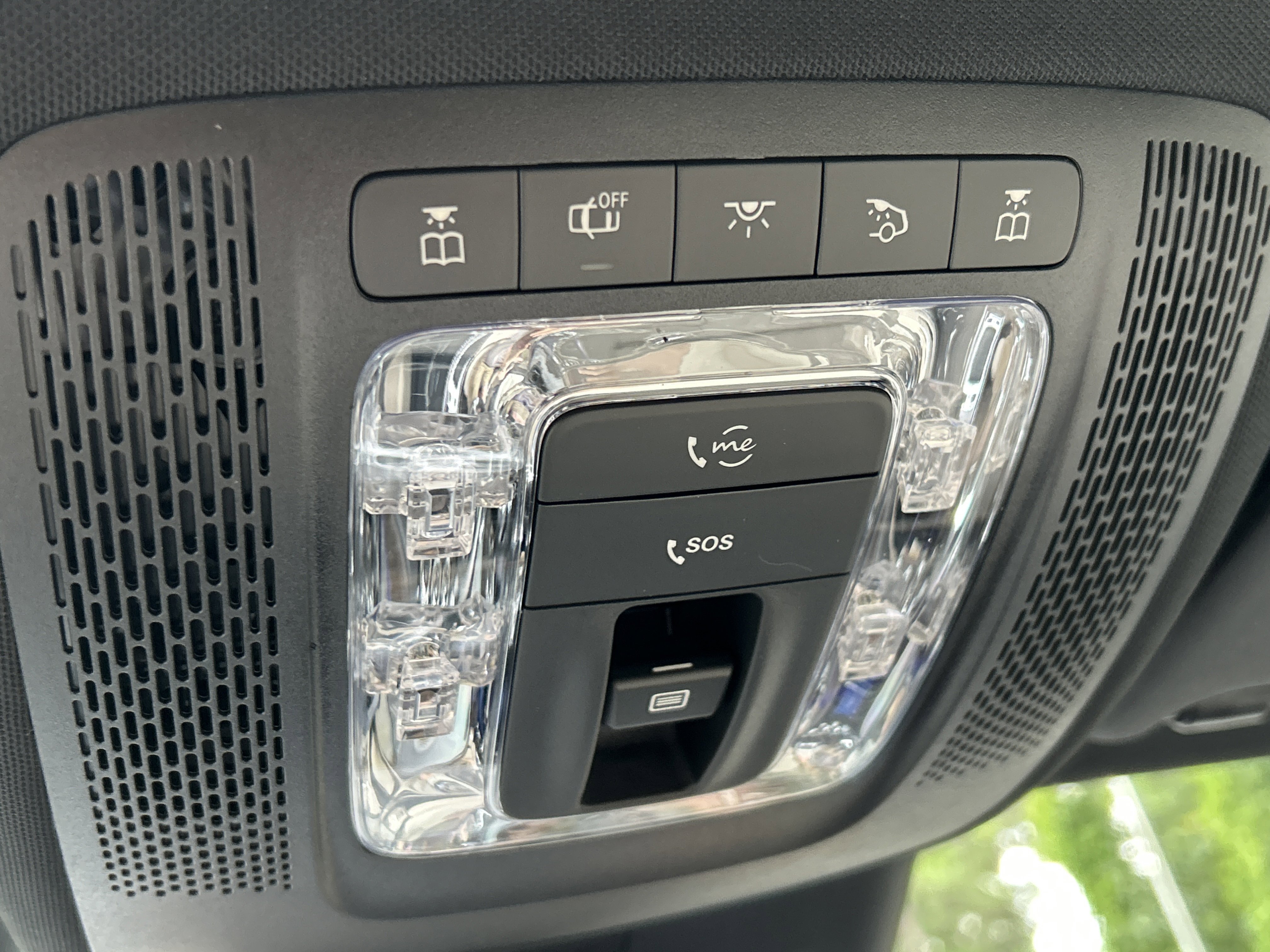 New 2026 Mountain Grey Metallic Mercedes-Benz GLA 250 SUV image 33