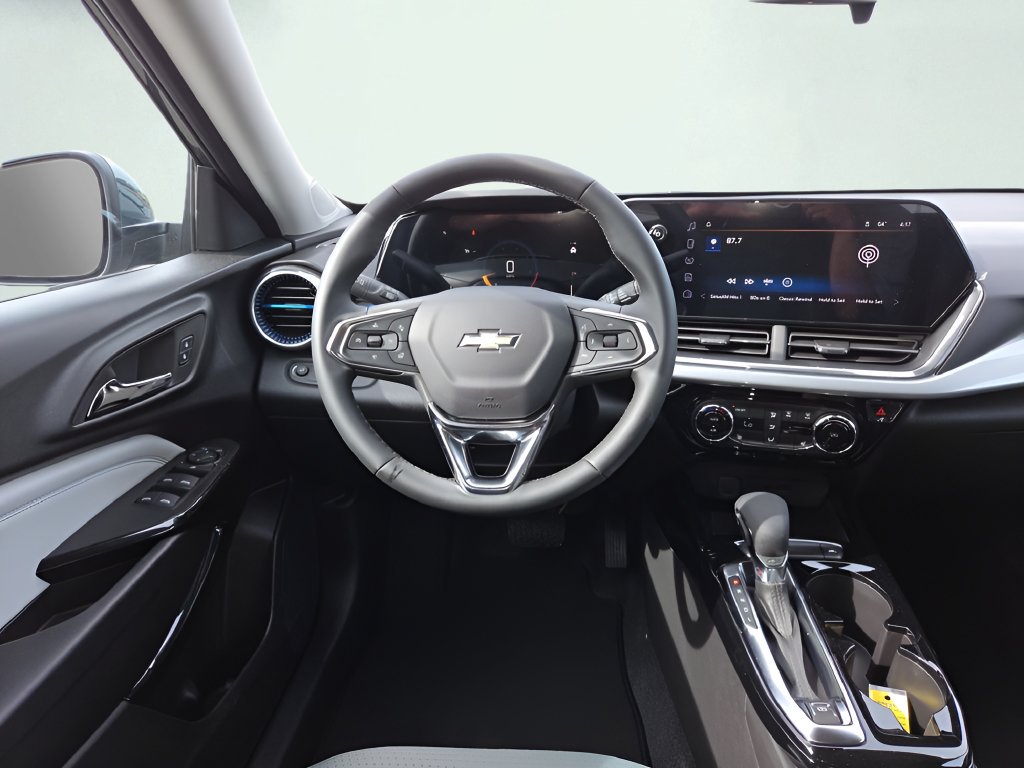 2026 Chevrolet Trax LT - Photo 11