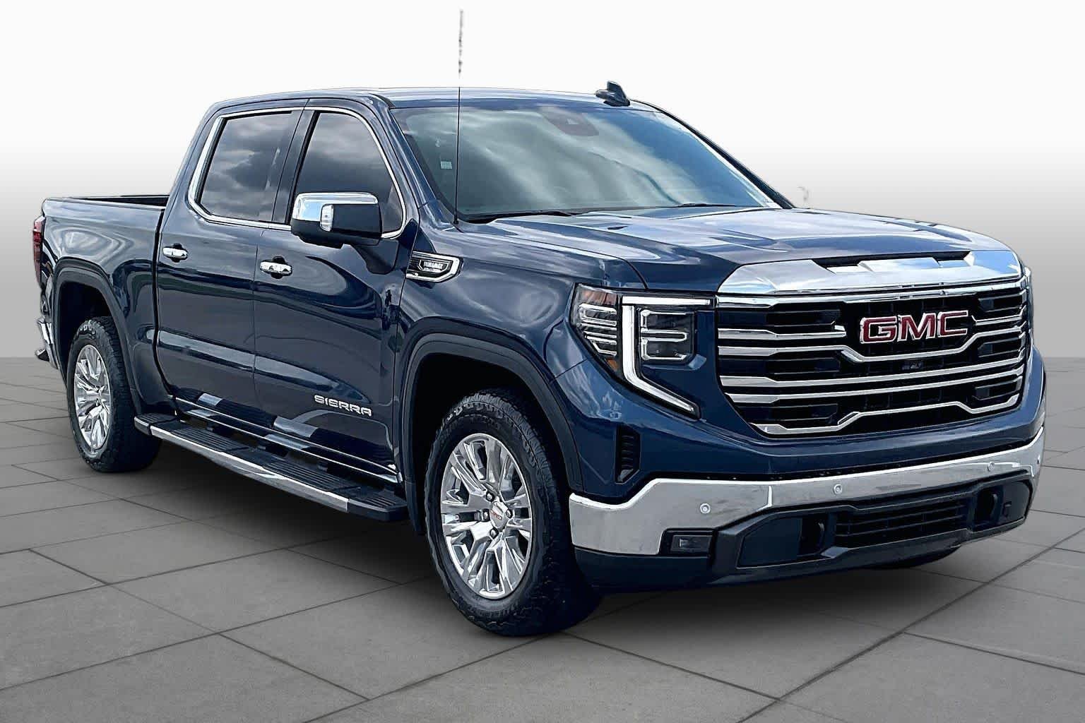 Used 2023 PACIFIC BLUE METALLIC GMC SLT image 3
