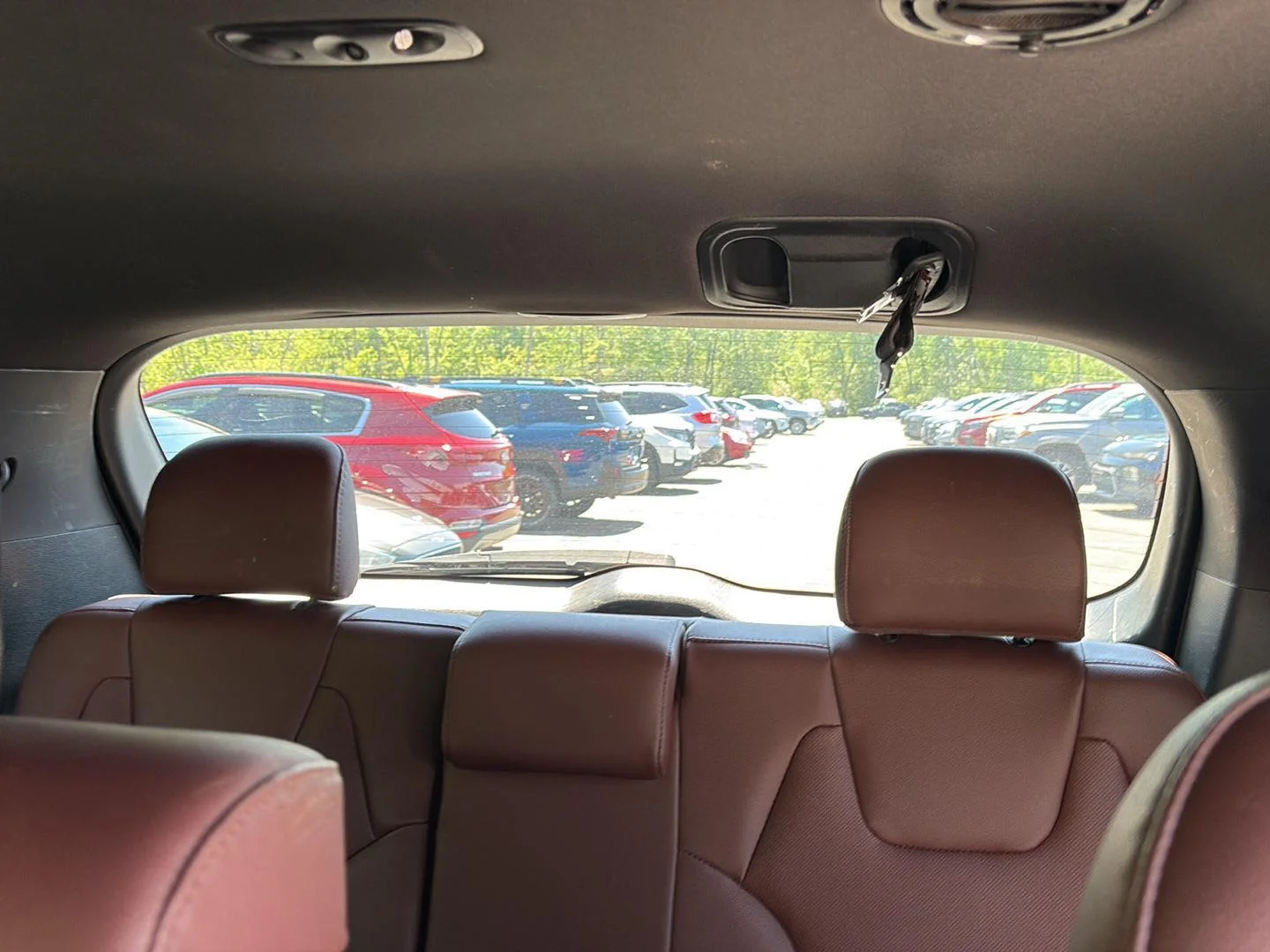 Used 2023 Everlasting Silver Kia EX image 10