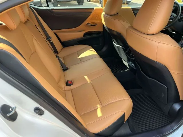 Certified Used 2024 White Pearl Lexus 350 image 20