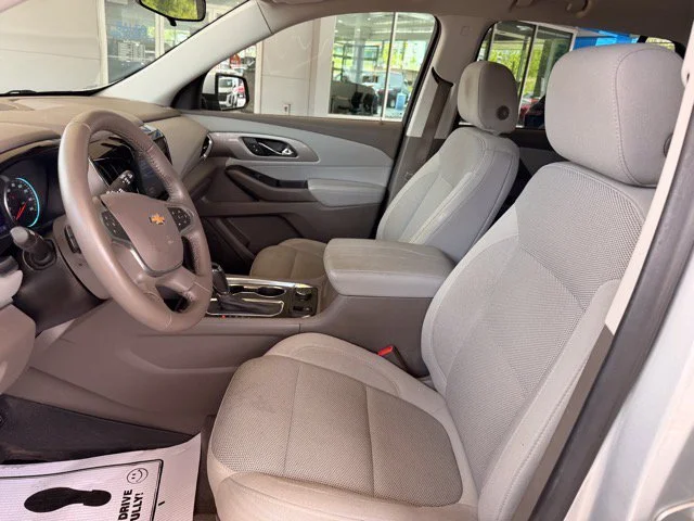 2020 Chevrolet Traverse 1LT - Photo 13