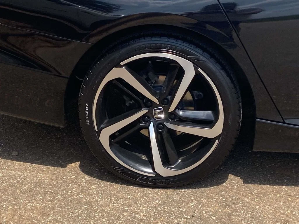 Used 2018 Black Honda Sport image 11
