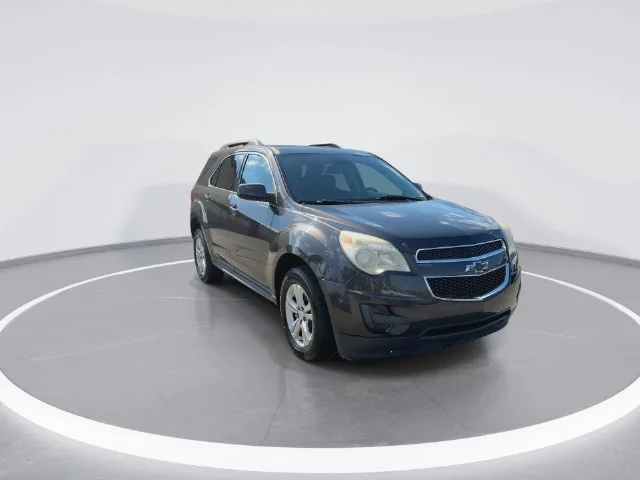 Used 2015 Gray Chevrolet LT image 2